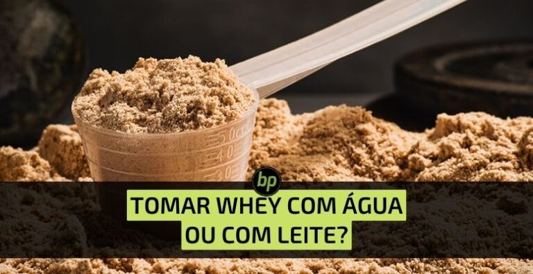 Tomar Whey com água ou com leite? Qual a diferença?